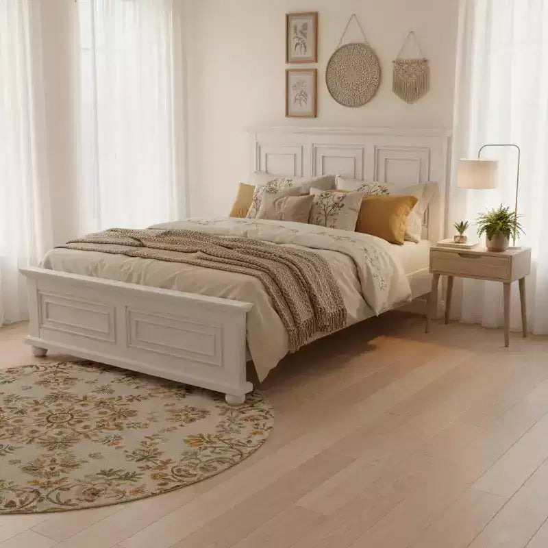 Merax Traditional Town and Country Style Pinewood Queen Bed with Decorative Fretwork and Grooved Panels